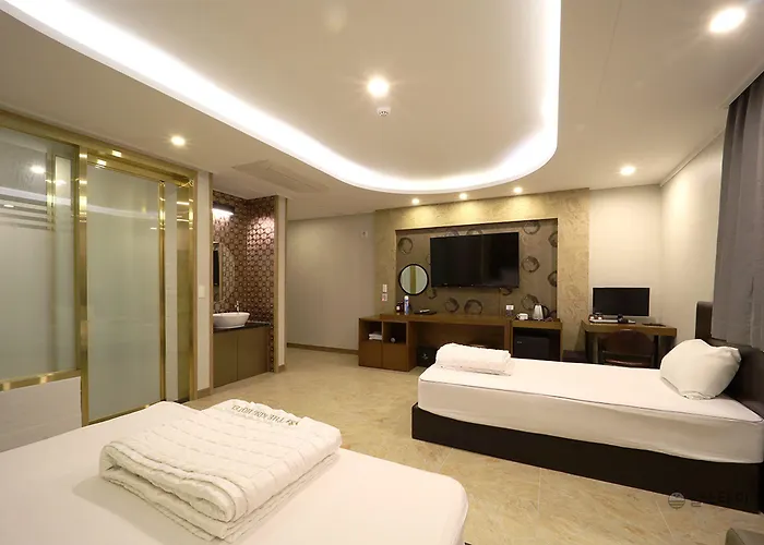 Hotel The King